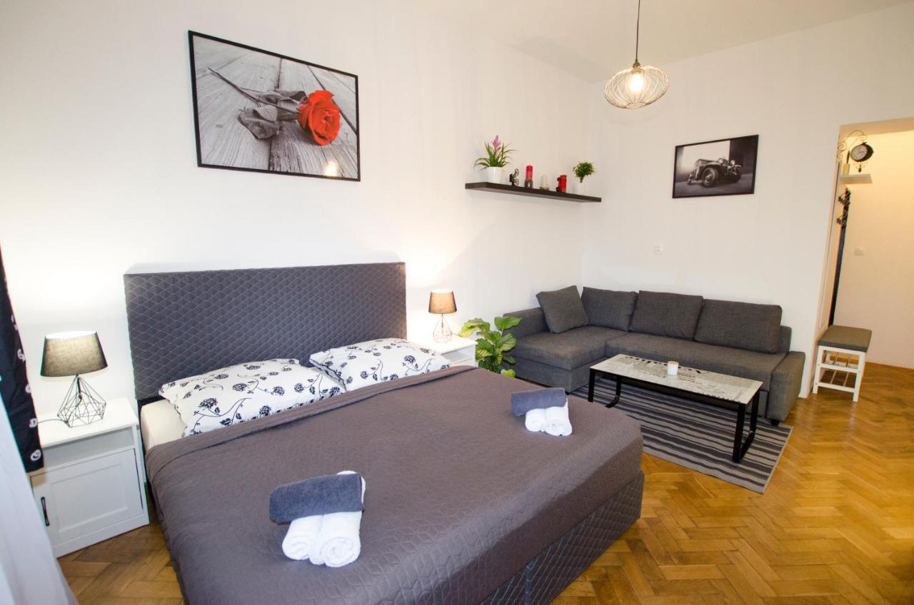 Exlusive Apartment Paris Style Prag Dış mekan fotoğraf